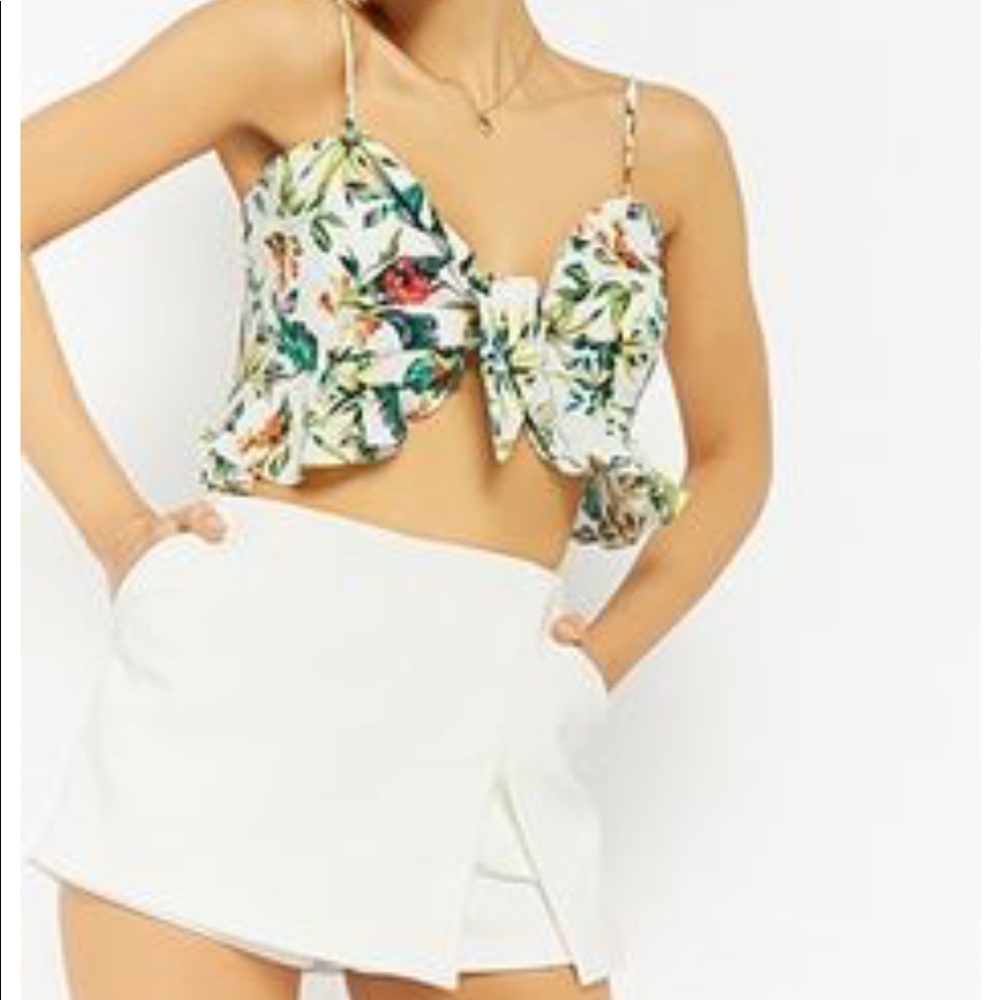 Forever 21 green flora tie front crop top
